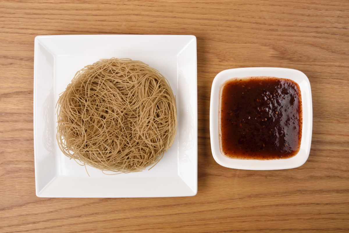 ふるる冷麺_ビビン麺_中身