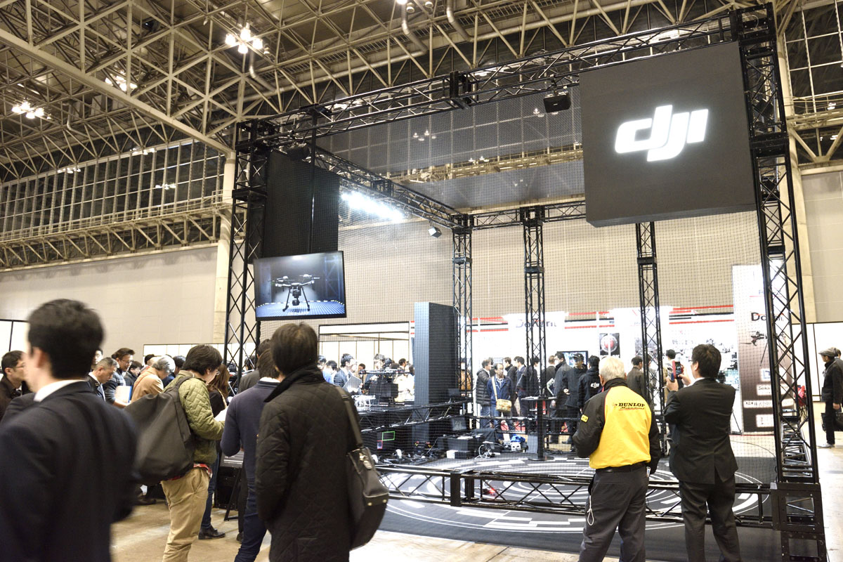 フライトショーケース実施のDJI